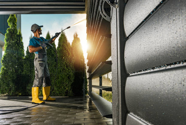 Best Factory Floor Cleaning  in Carnesville, GA